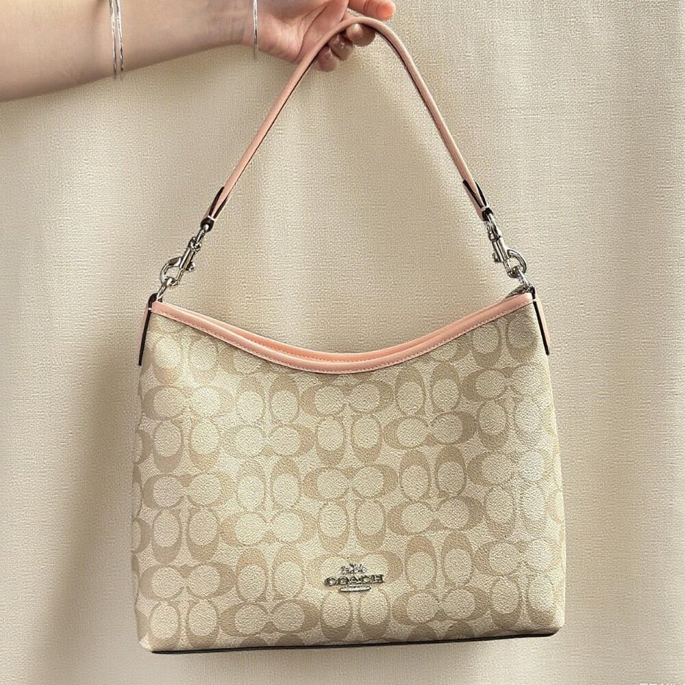 Coach Laurel Hobo Bag Cowhide Version